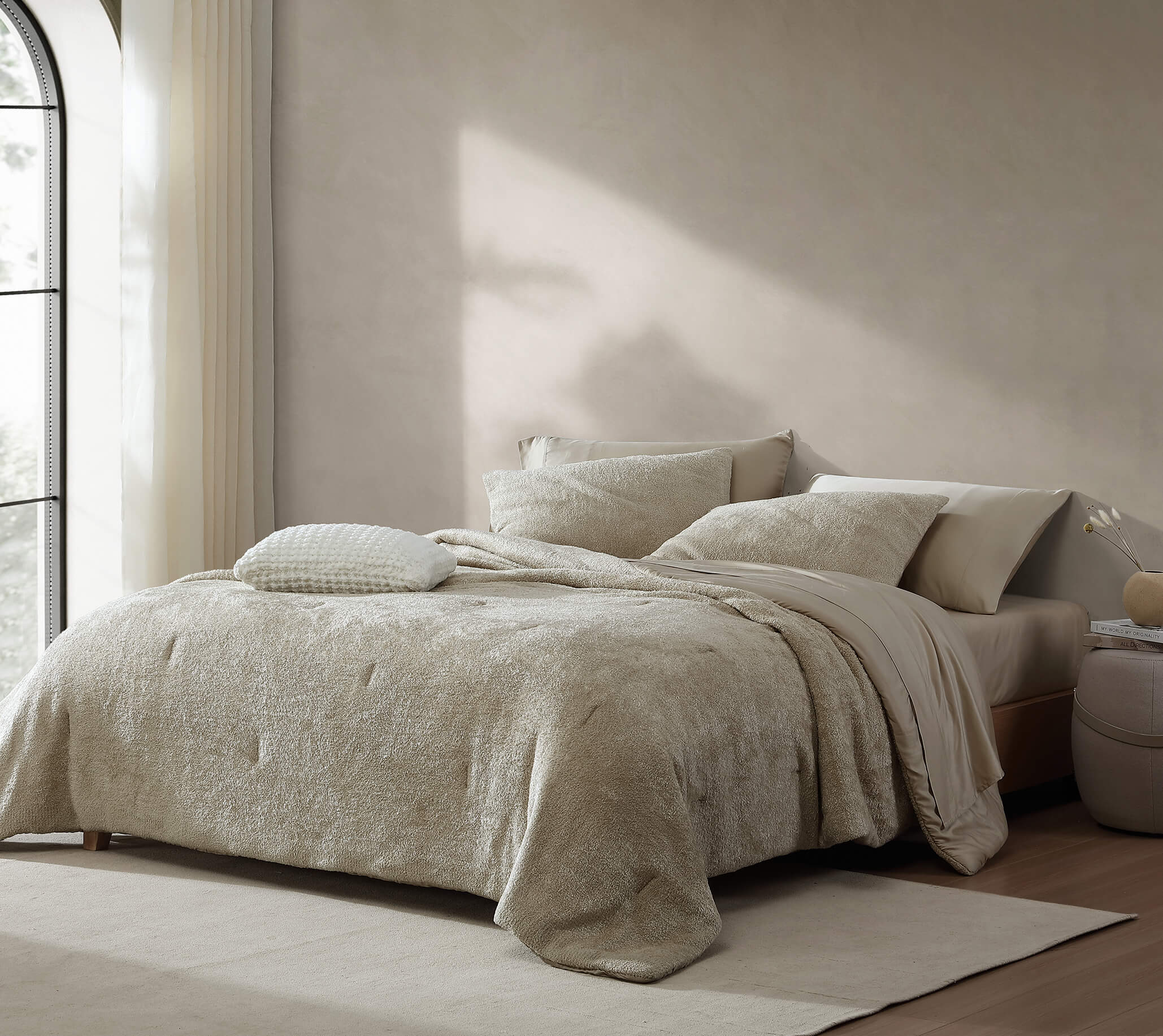 Cloud Silque Stitch Comforter - Image 6