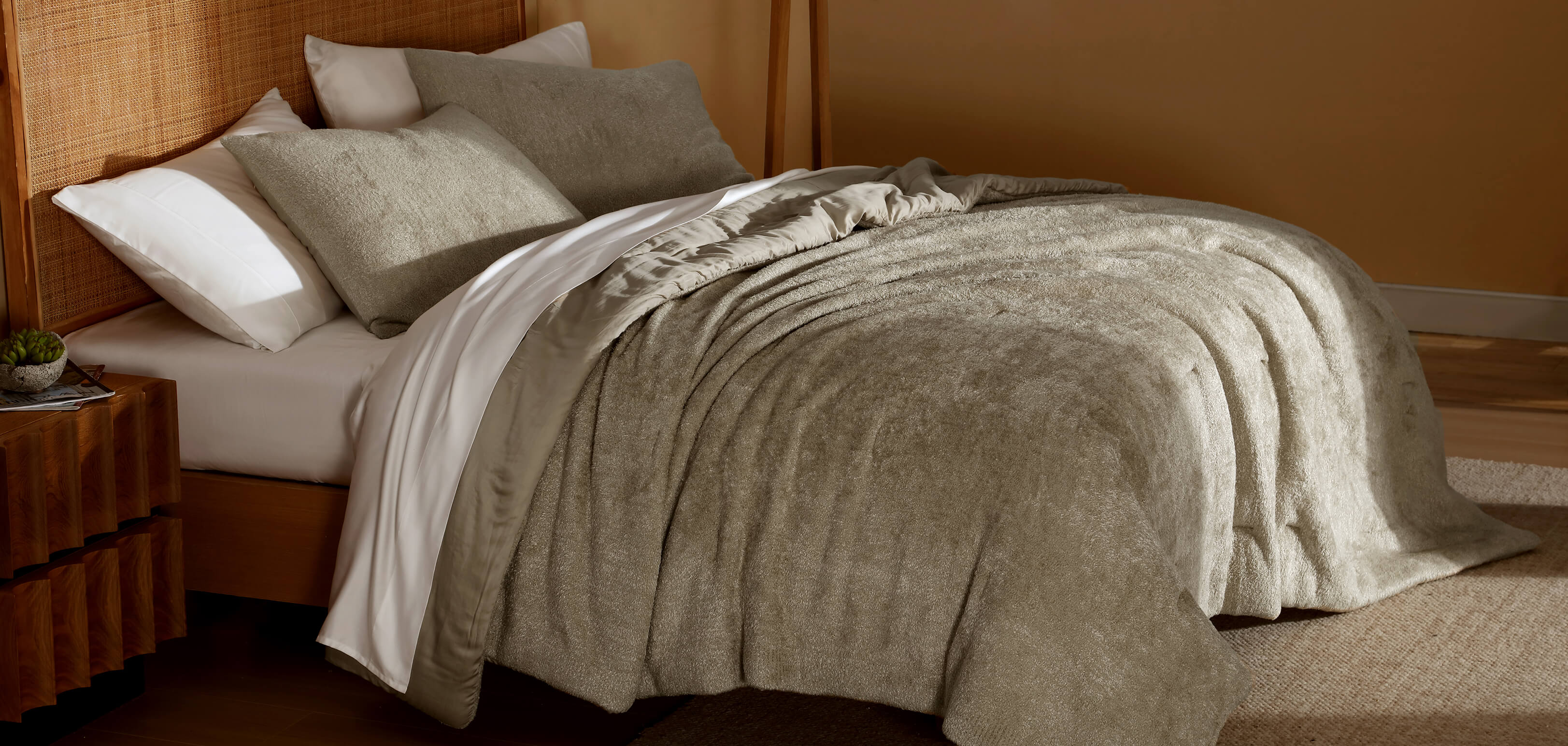 Cloud Silque Stitch Comforter Bundle - Image 13