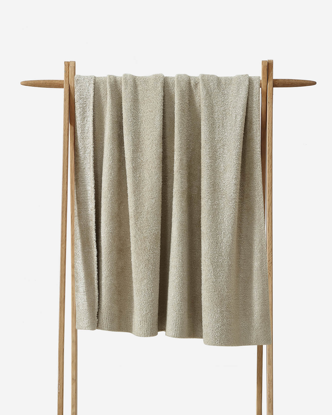 Cloud Silque Throw - Image 10