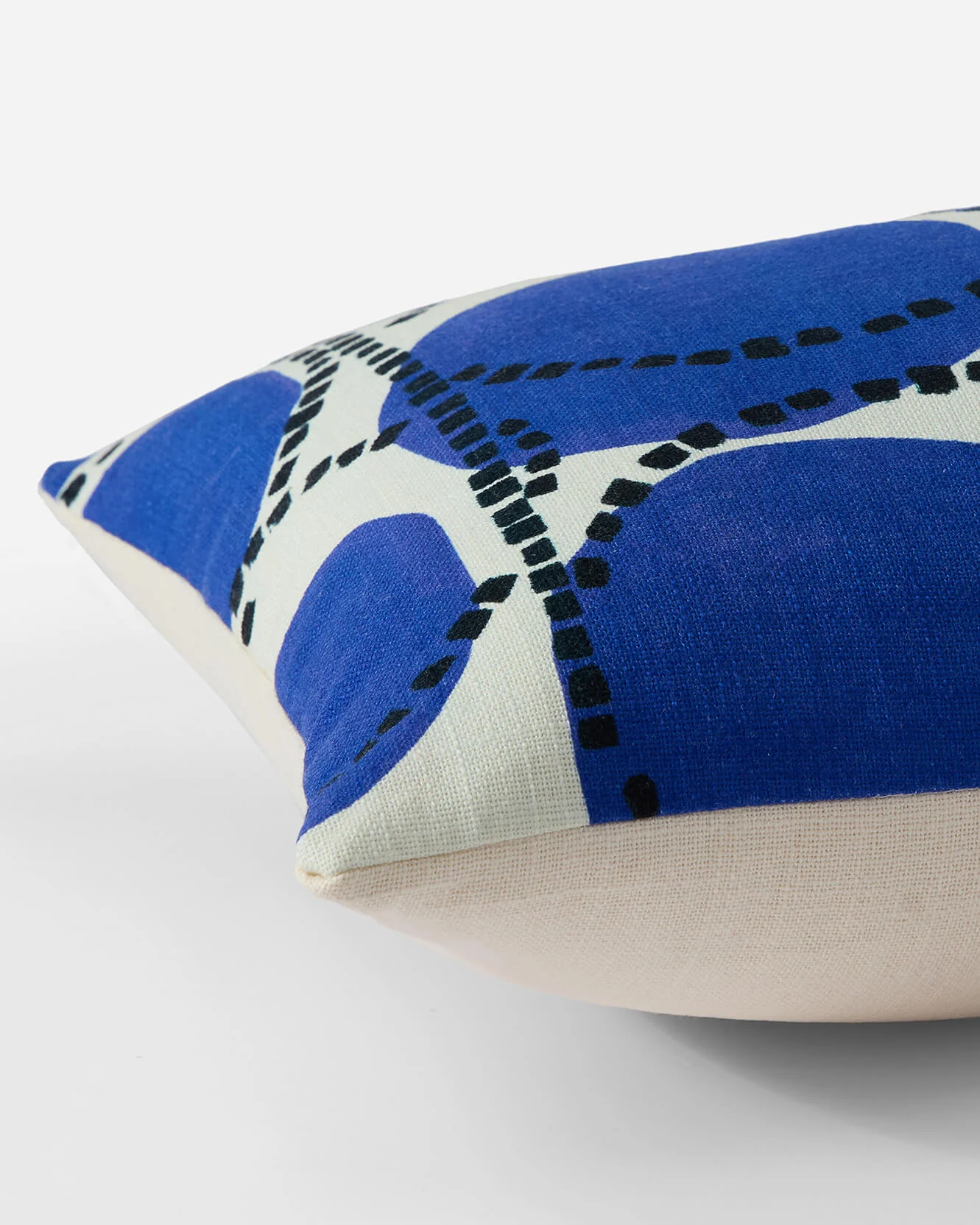 Decler Small Lumbar Pillow - Image 9