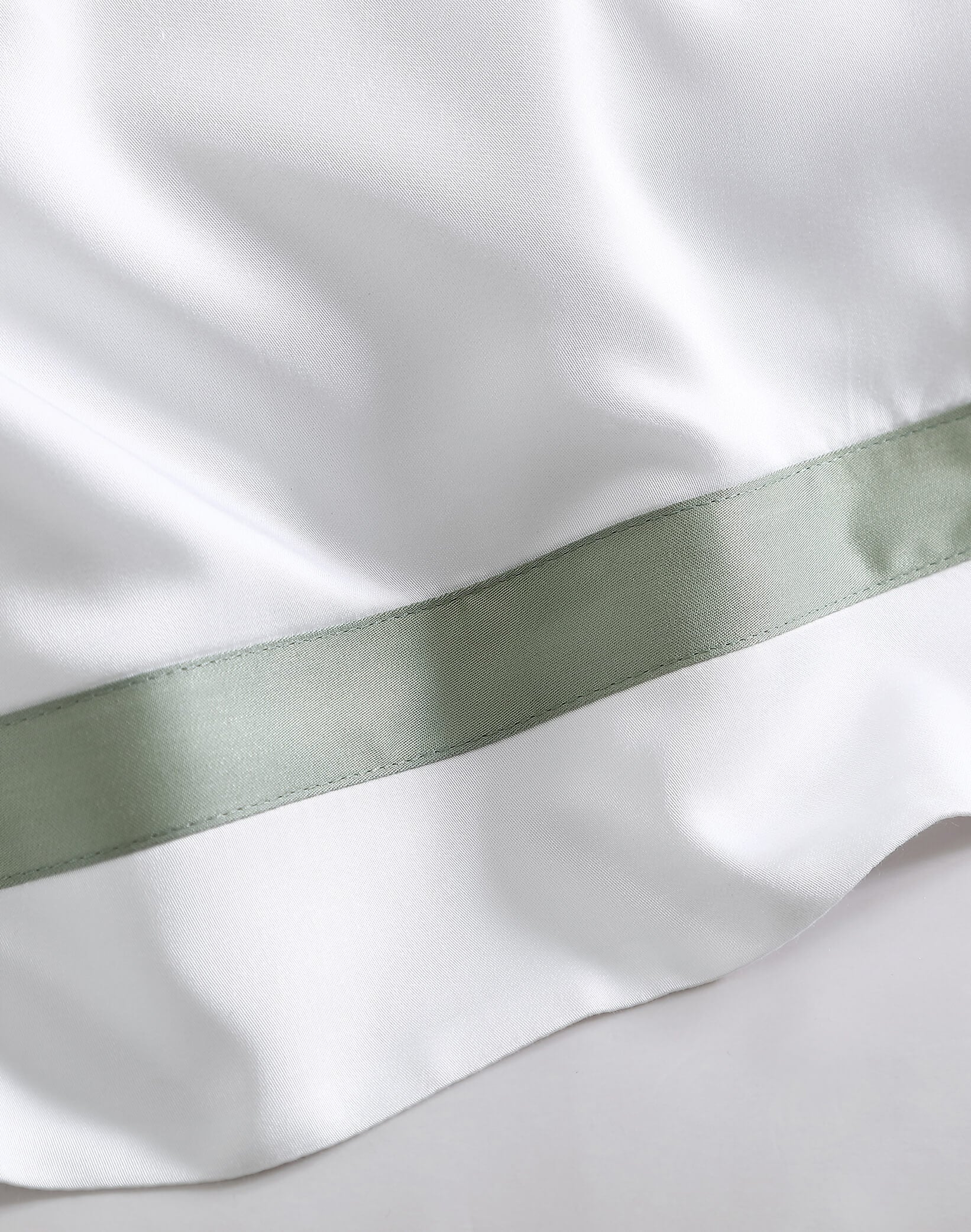 Bamboo Viscose Frame Duvet Bundle | Last Chance - Image 11