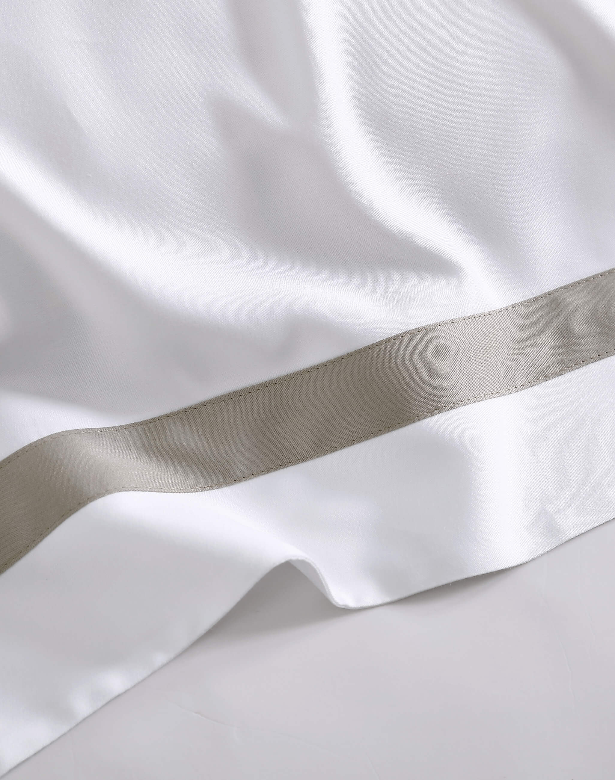 Bamboo Viscose Frame Duvet Bundle | Last Chance - Image 18