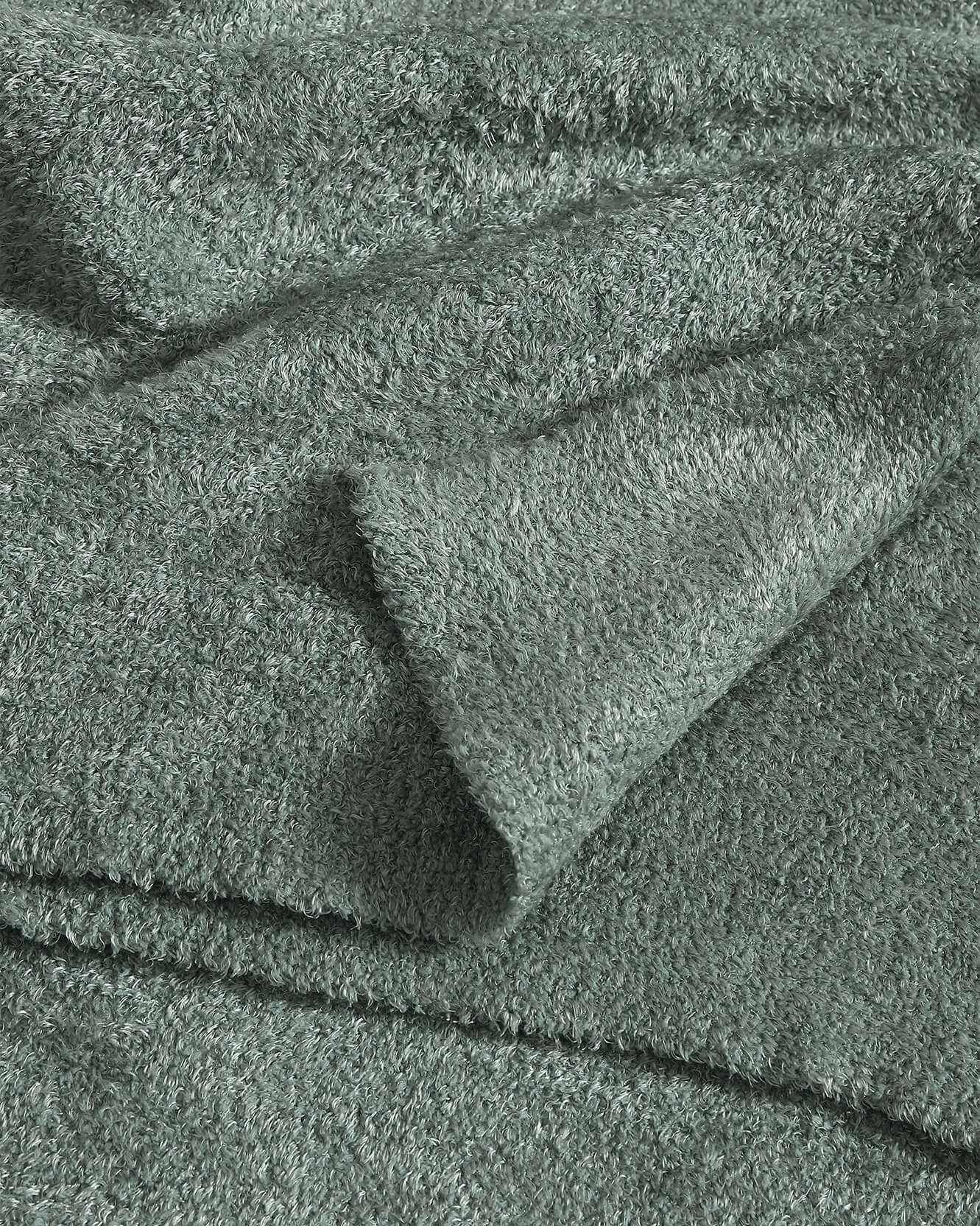 Cloud Silque Bed Blanket Bundle - Image 11