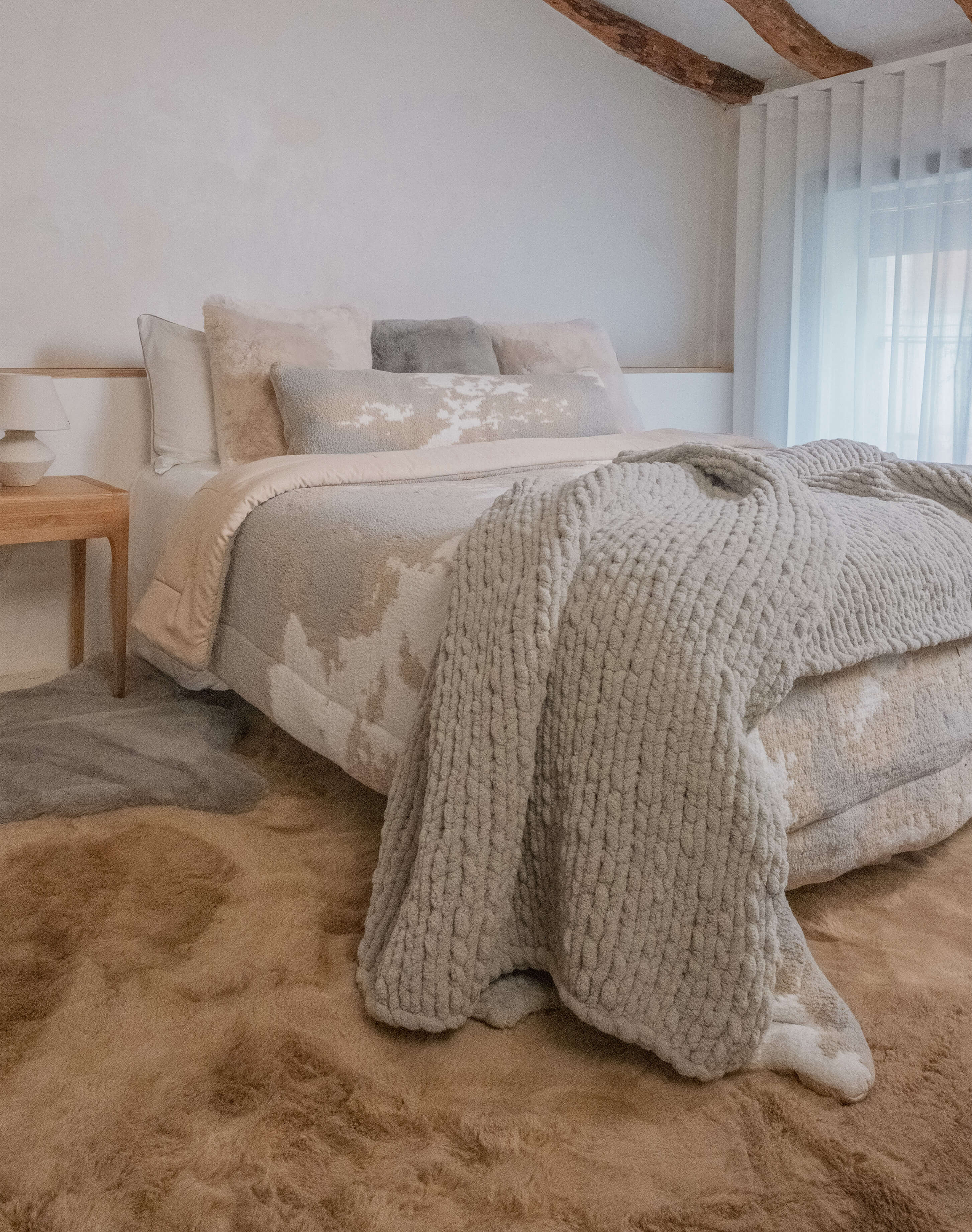 Snug Chunky Knit Throw - Image 25