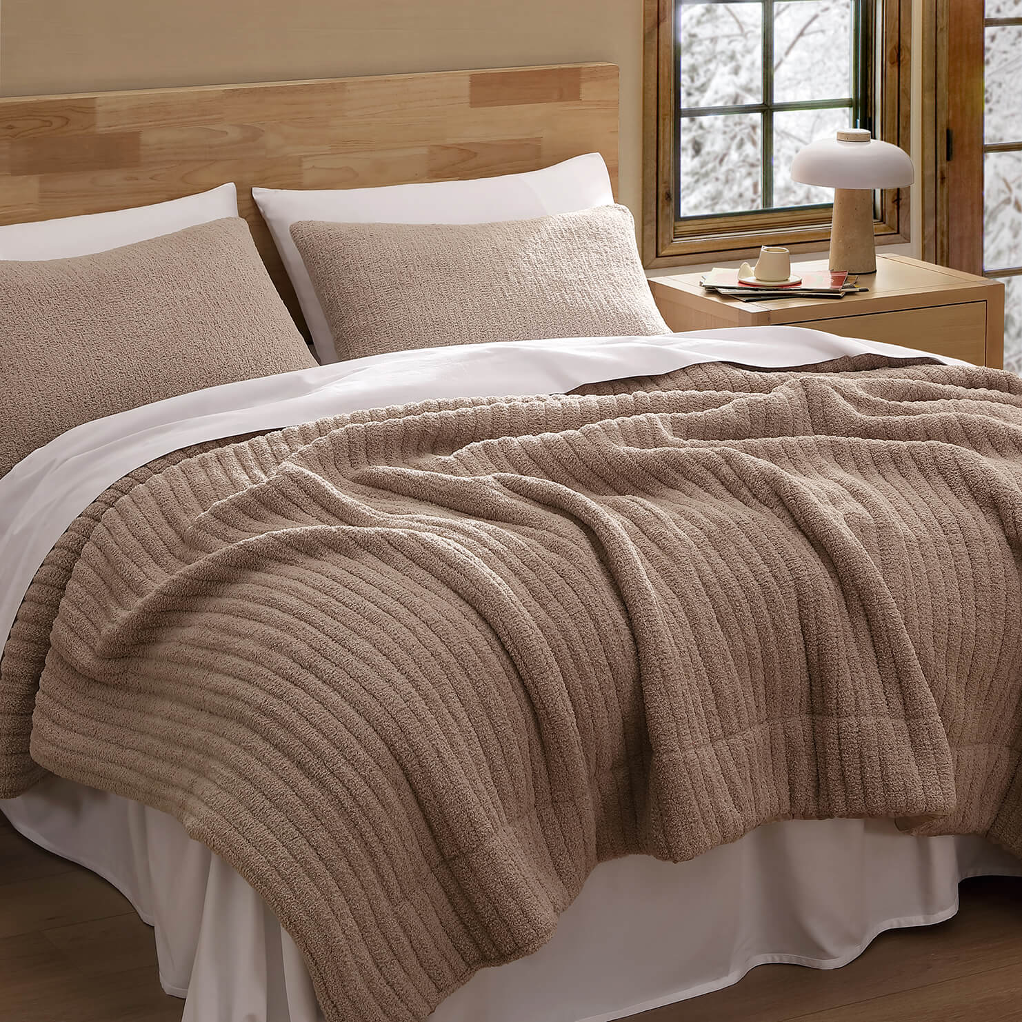 Snug Piped Comforter - Image 14